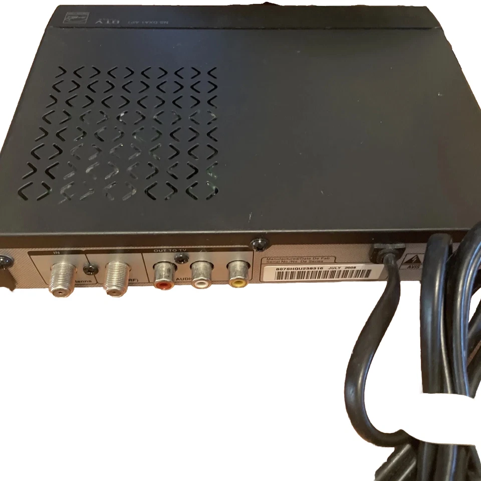Nueva caja convertidora digital a analógica INSIGNIA negra NS DXA1 -APT OYV Foto 2 de 3