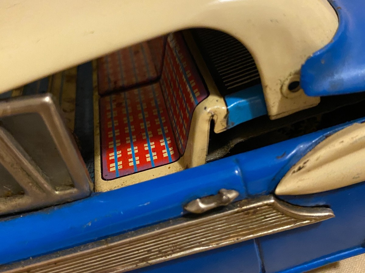 Vintage Cragstan Battery Operated Tin Ford Fairlane 500 Toy Vintage Cragstan Battery Operated Tin Ford Fairlane 500 Toy