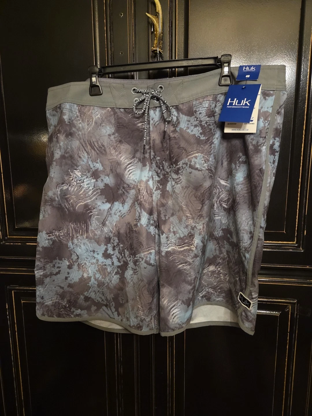 HUK Performance NWT Size 40 Fishing Shorts, Summer, Outdoors, Beach