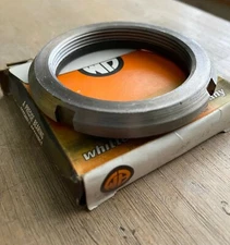 WHITTET-HIGGINS BH-15 BEARHUG LOCKNUT BH15 NEW IN BOX