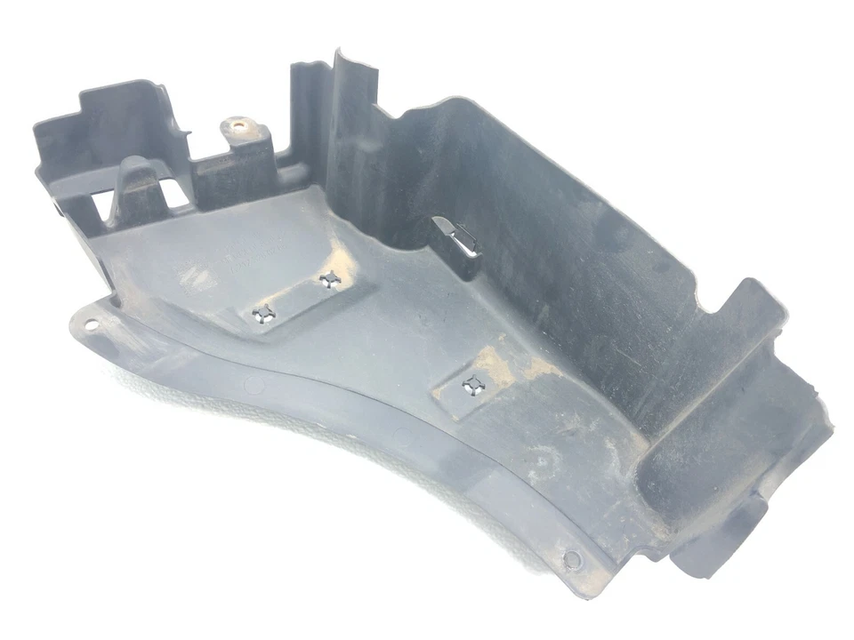 Mercedes-Benz CLS550 2012-2018 compartimento del motor parte cubierta de moldura OEM. Foto 2 de 4