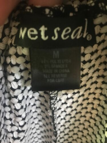Wet Seal Junior Polka Dot Casual Swing Dress Back has cut outs Medium - Picture 4 of 4