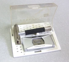 Vintage M-2 1967 Gillette Super Speed TTO Double Edge Safety Razor Set in Case