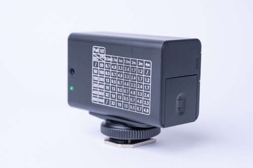 Reflx Lab Simple Flash, Analog & Digital Camera, Small, like Contax TLA 200 - Picture 4 of 15