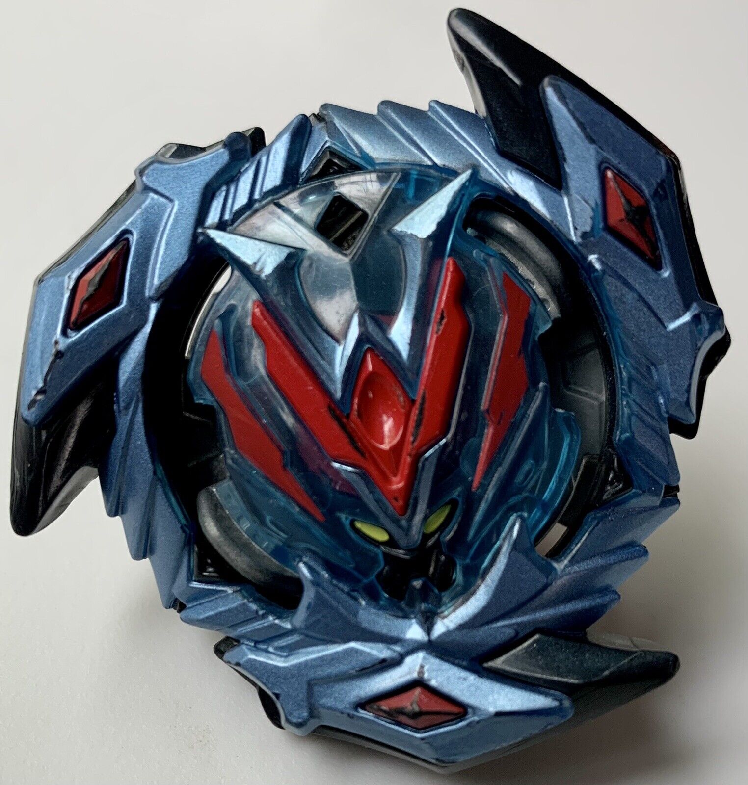 Beyblade Burst Slingshock Wonder Valtryek V4 Starter Pack