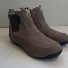 Easy Spirit Women’s Suede Taupe Bootie Size 8M