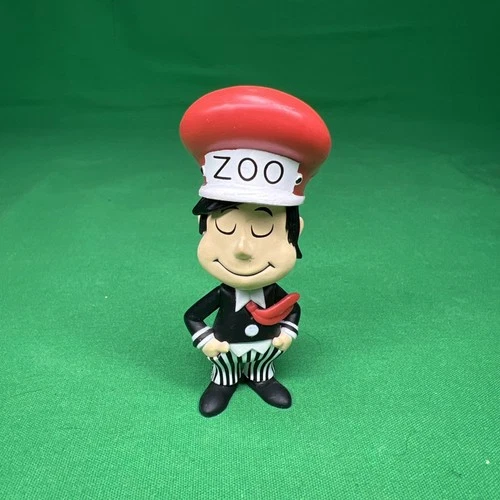 Dr. Seuss Zookeeper Gerald McGrew Funko Mystery Mini Disney Figure 2017