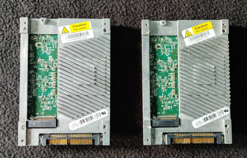 Viking Quad NVMe to U.2 Adapter U200040-04 4X M.2 2280 - Image 2 of 2