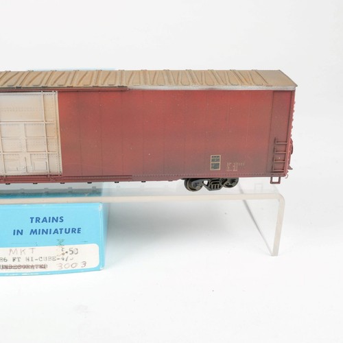 Custom Weathered Athearn HO Scale Katy MKT #3003 86' Double Plug Door Box Car - Picture 3 of 8