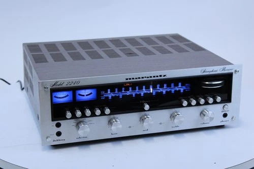 Vintage Marantz 2240 AM/FM-Stereo Receiver Pampered Condition