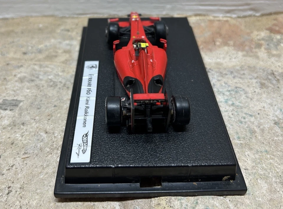 FERRARI F60 2009 KIMI RAIKKONEN- HOT WHEELS- 1/43 - Immagine 3 di 4