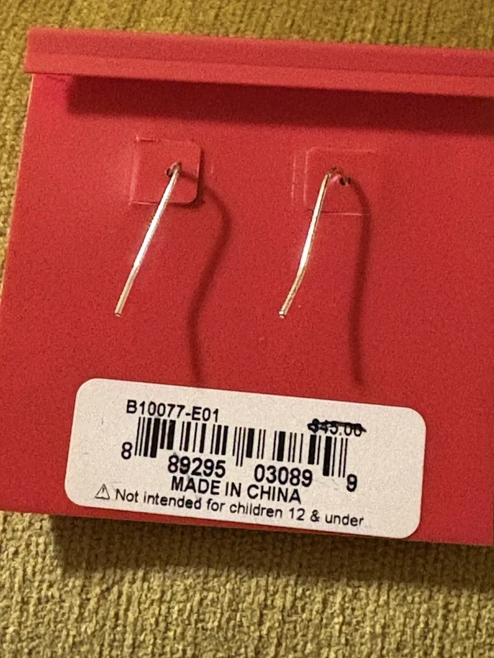 Pendientes de anclaje de cristal Betsey Johnson Foto 2 de 2