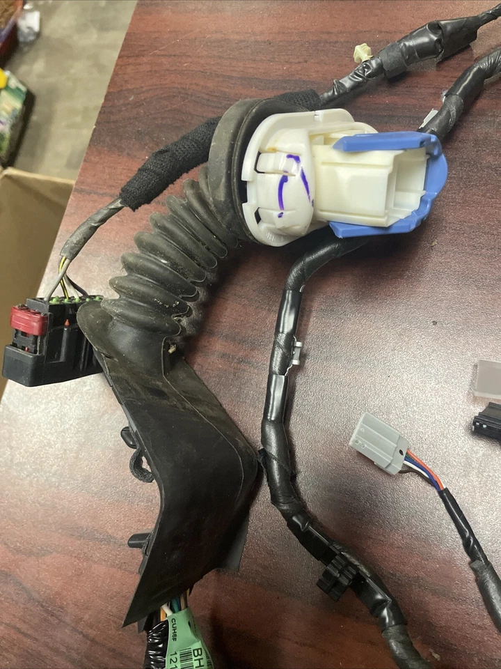 Lincoln MKZ 2010 2011 2012 Ford Fusion puerta trasera conductor cableado arnés OEM Foto 3 de 4