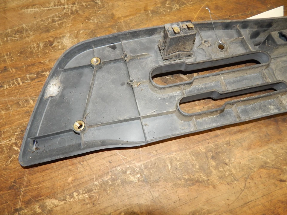 Cubierta de guardabarros Kohler ZG20 R.H con interruptor de llave y medidor de HR K3211-55223 K3011-62510 Foto 4 de 4