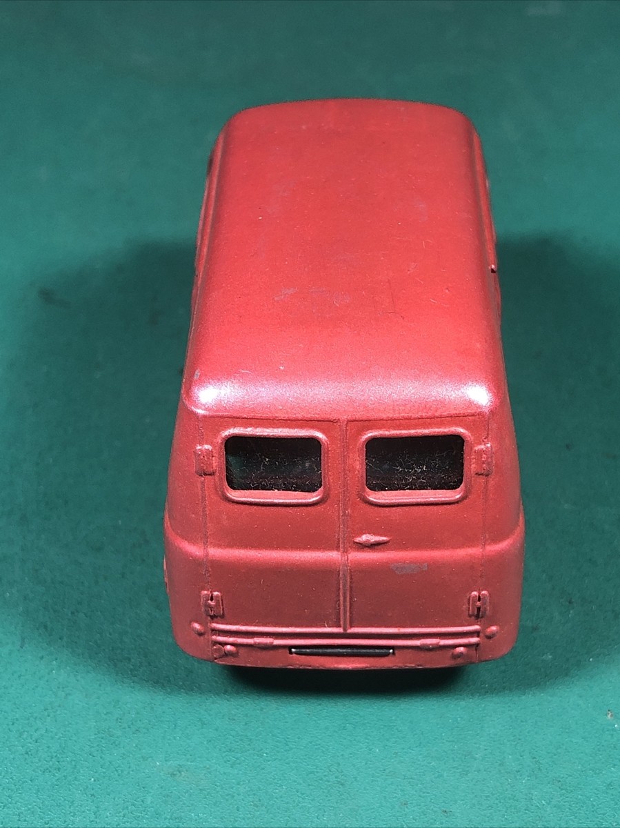 Corgi Toys 404 Bedford Dormobile ミニカー Corgi 404, Bedford Dormobile - Free Price Guide & Review