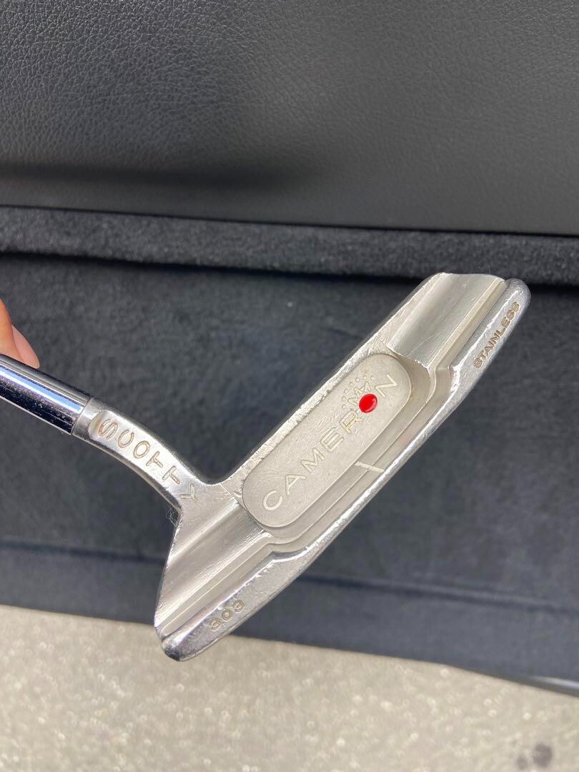 Scotty Cameron Studio Stainless Newport 2.5 Putter RH 35 Scotty Cameron Studio Stainless Newport 2.5 Putter RH 35