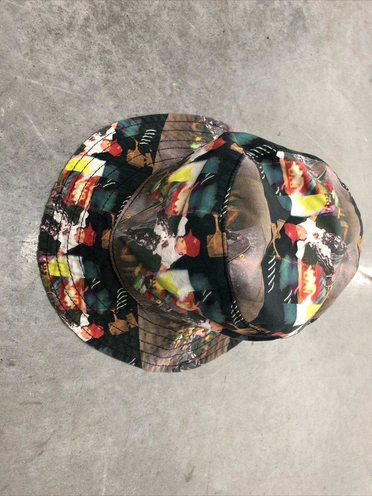 Supreme Comme des Garcons   Chapeau seau Harold Hunter   Taille S/M   Réversible