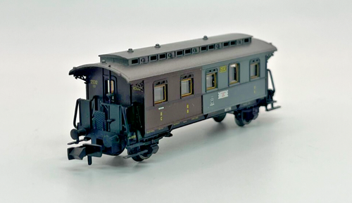 N Fleischmann 2532 Red And Grey Passenger Car No Box - Picture 2 of 7