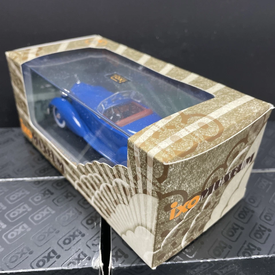 PACKARD V12 LeBaron Speedster - 1934 - azul - IXO 1:43 Foto 2 de 4