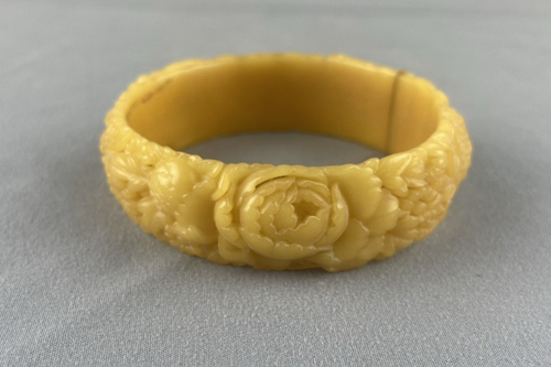 ¿Celuloide vintage? Brazalete Brazalete Floral Beige Tostado - Imagen 3 de 7