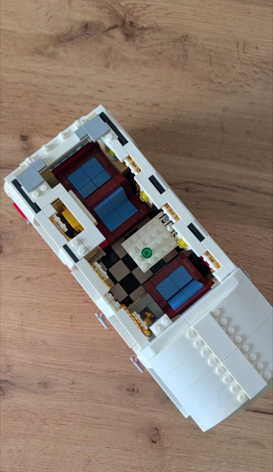 LEGO Creator 10220 Volkswagen T1 Camper Van, photo 2 sur 3
