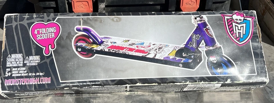 ©️ 2014 Monster High Kids Scooter Dynacraft Modelo 8002-14 Nuevo en caja Gen 1 “Polvo” Foto 3 de 4