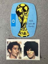 2PC SET 1982 REYAUCA ESPANA WORLD CUP DIEGO MARADONA RC ROOKIE STICKER CARD 53 *. rookie card picture