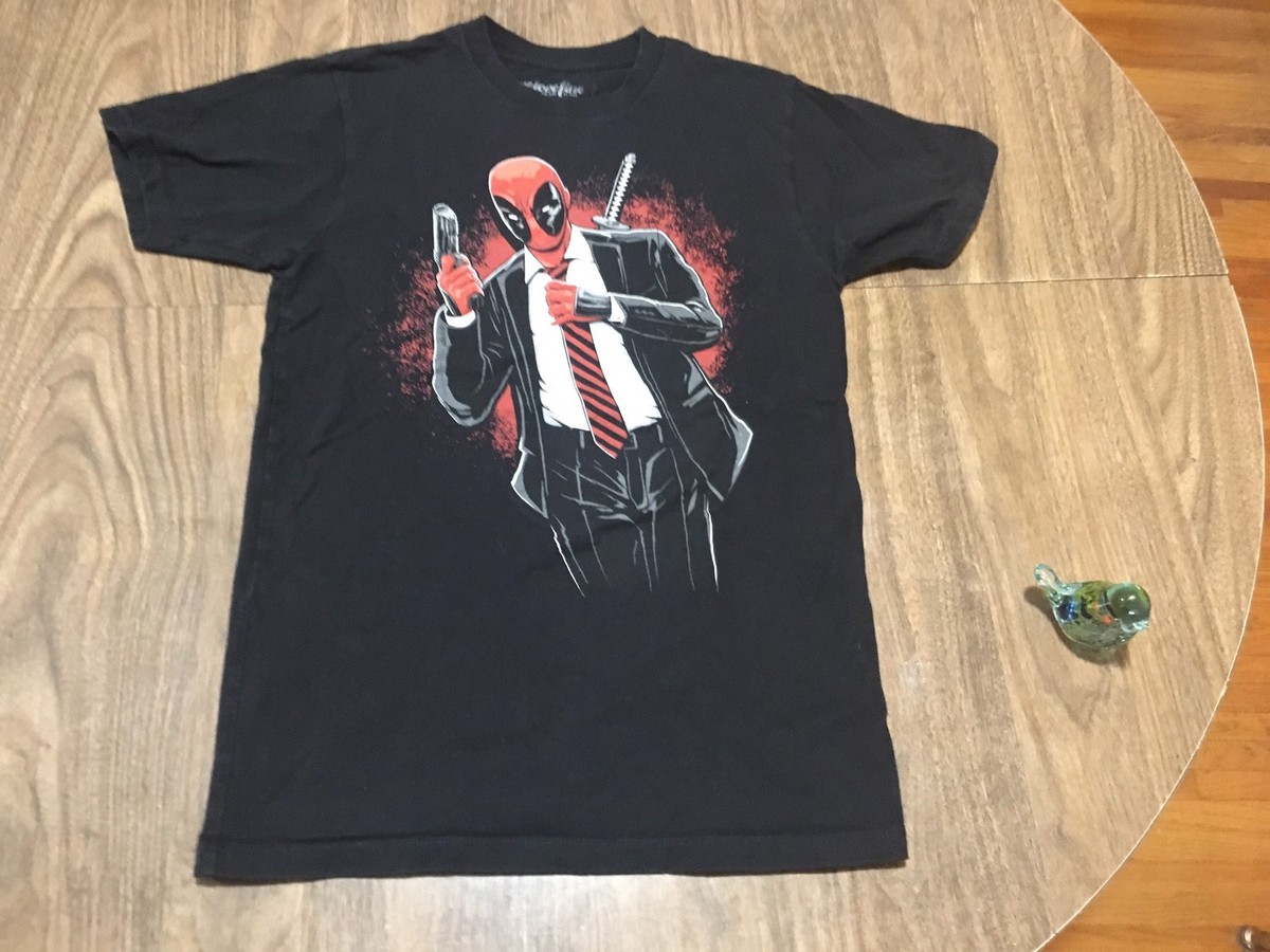 ★MARVELCOLLECTION★ Small Planet Deadpool Nesoberi T-Shirt Heroes Inc: Marvel: Deadpool: T-Shirt: Deadpool/Wolverine