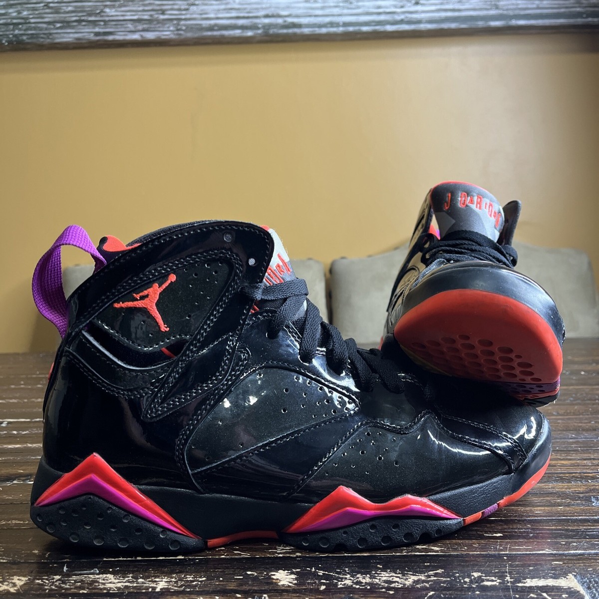Women's Air Jordan 7 Retro Sneakers Black Patent Size 7.5 Women's Air Jordan 7 Retro Sneakers Black Patent Size 7.5