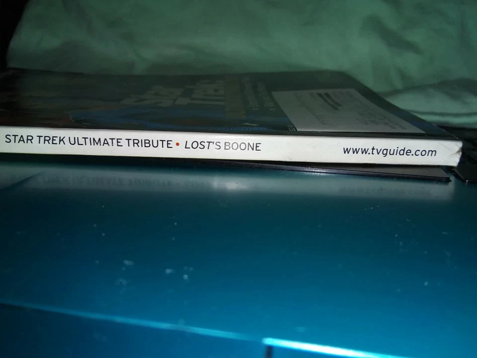 TV Guide Magazine April 17-23 2005 Star Trek Ultimate Tribute Issue - Image 4 of 4