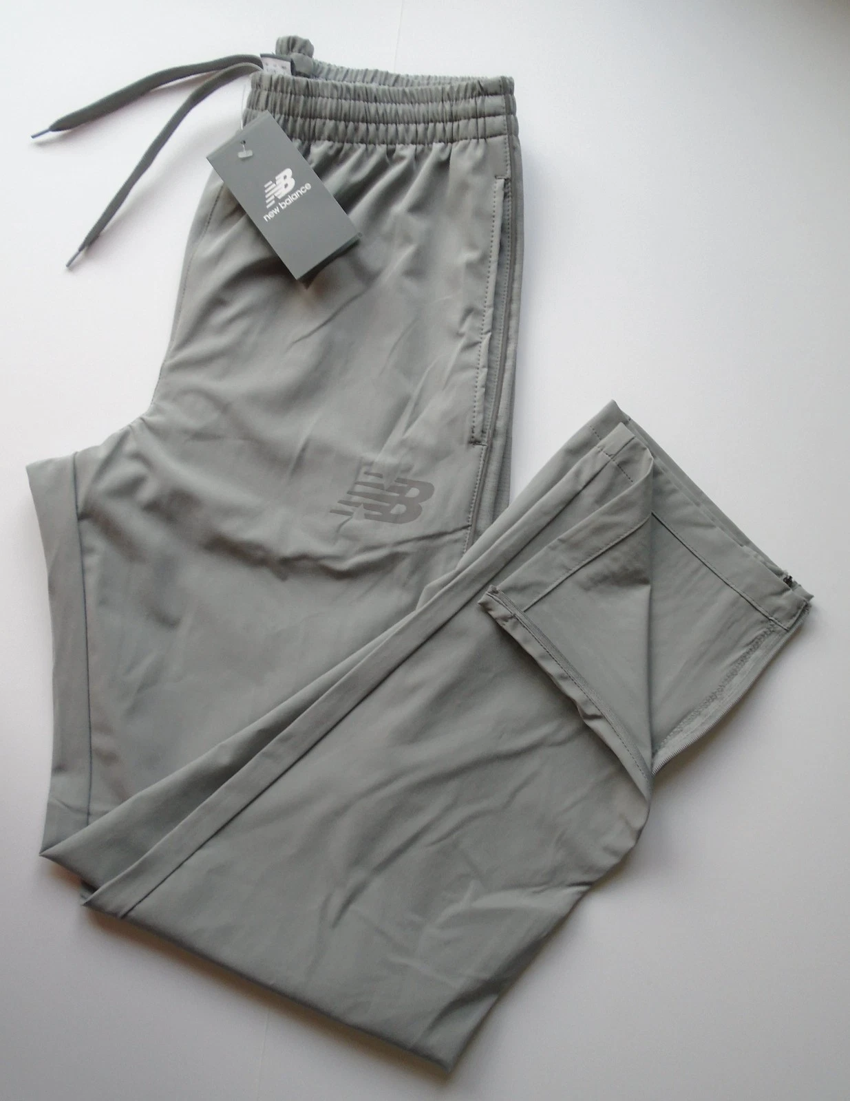NEW BALANCE All Motion JOGGERS Mens Running Pants L.-Gray Size S, M, L, XL
Opens in a new window or