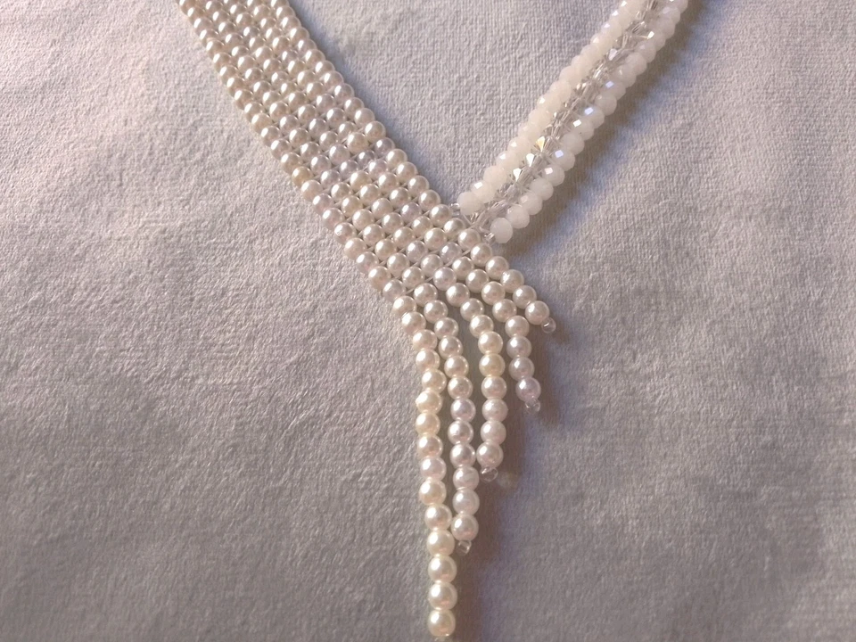 Collana Girocollo Elegante Perle Fatta A Mano Cristallo Bianco Sposa Cerimonia - Immagine 2 di 4
