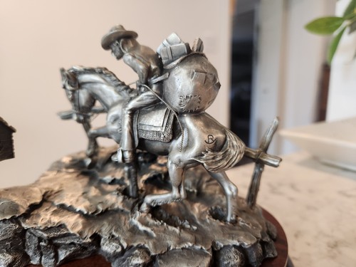 Chilmark Pewter Polland Almost Home Cowboy Horse Western Sculpture 1993 - Bild 6 von 22
