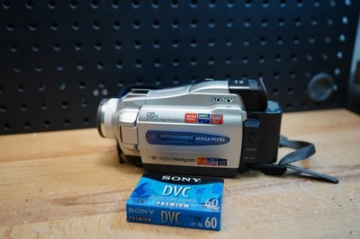 Sony DCR-TRV27 動作ok　ナイトショット　SONY　handycam DCR-TRV27 Parts (For Camera Video Handheld Handycam MiniDV ビデオカメラ