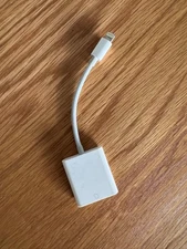 Apple Lightning to SD Card Camera Reader Genuine OEM - A1441 - iPhone iPad