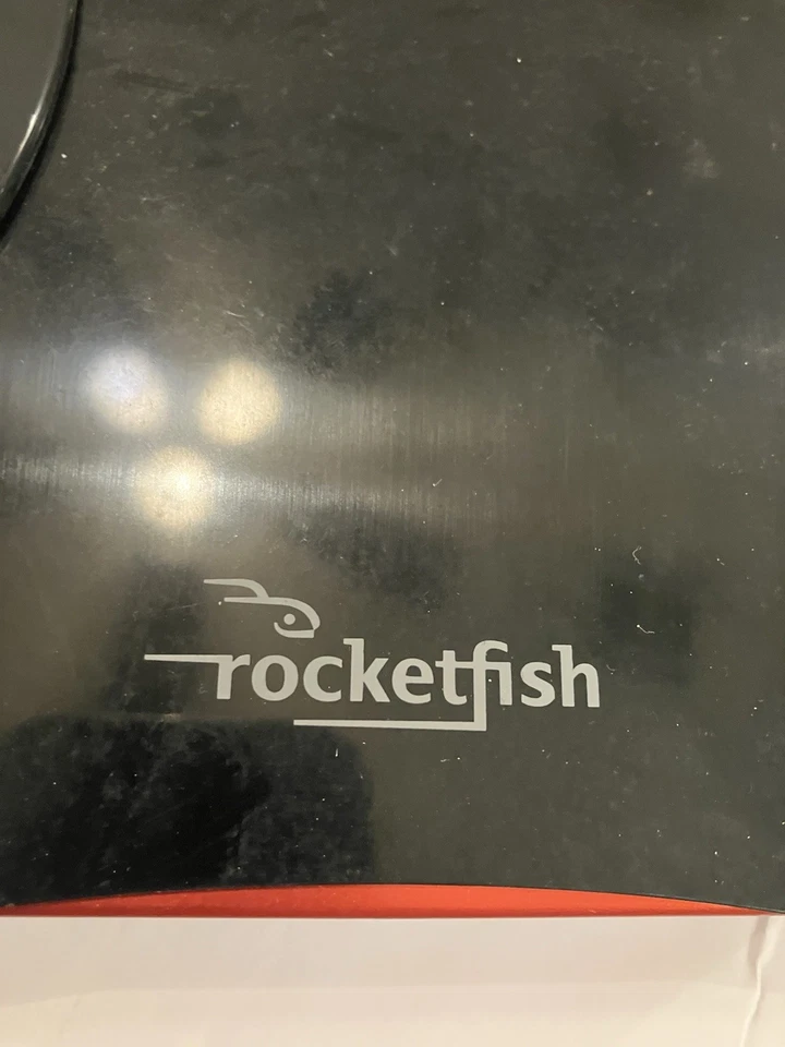 Rocketfish RF-HD25 Red 2.5" USB 2.0 PATA/EIDE External Hard Drive Enclosure Kit - Image 2 of 4