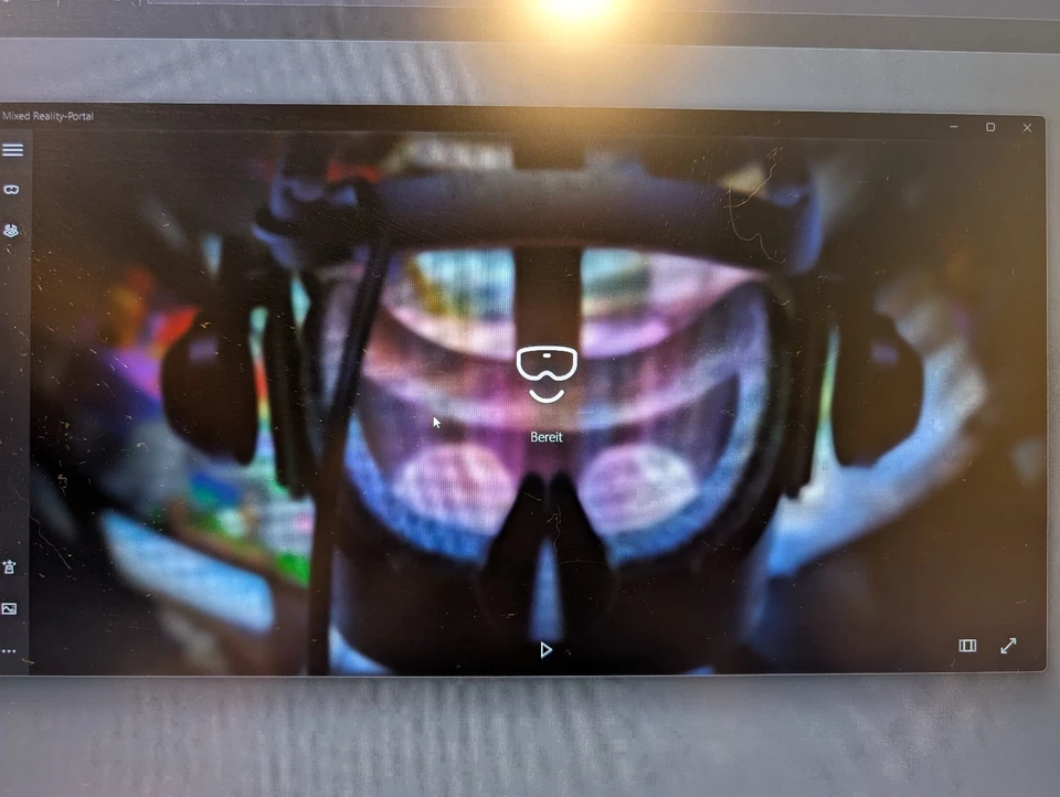 Lenovo Explorer mixed realty VR headset, including 2 x controllers - Image 3 of 4