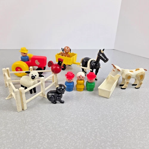 Vintage Little People Fisher Price Farm Set 17 pc Tractor Animals Fence Trough