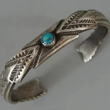 Arrow Design South-Western Style Silver Cuff Bracelet Jewelry
