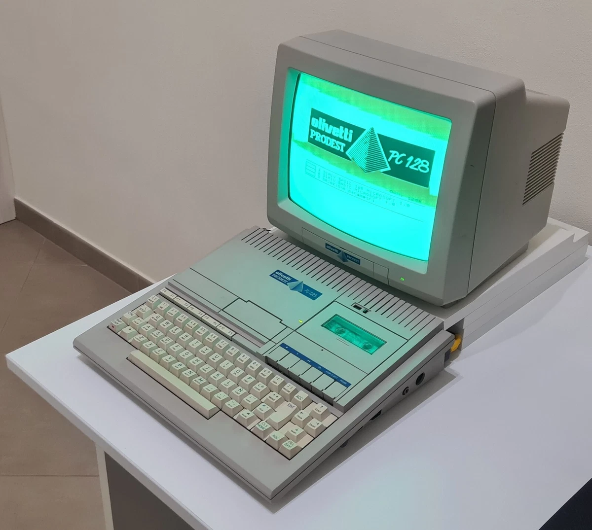 Clavier De Remplacement OLIVETTI PRODEST - Layout Clavier, Modèle MD3 64081, Très Bon état