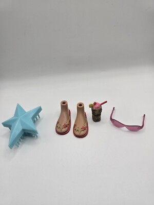 Sun Kissed Summer Yasmin Bratz Shoes Flipflops, Glasses,Tiki Drink & Brush