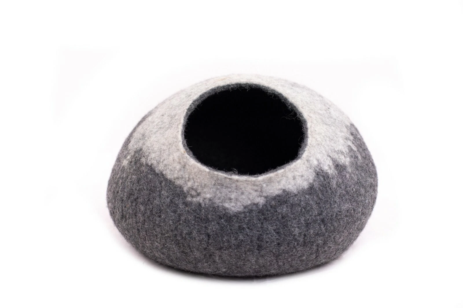 Gray and White Round Pet Bed | Handmade Eco-friendly Wool Cat Caves