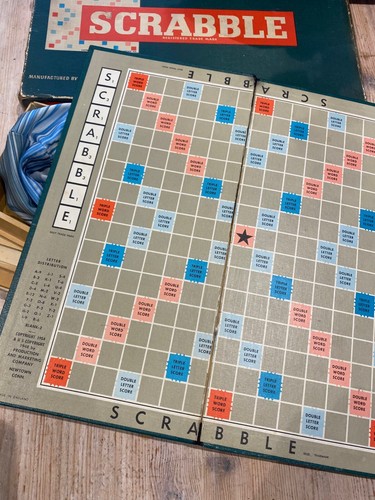 Scrabble Board Game, Vintage 1955 Edition, Spear’s Games Party Game Wood Stands - Picture 4 of 4