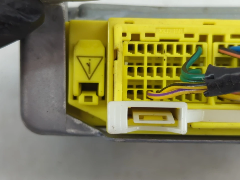 Módulo de control de chasis Toyota Camry 2004-2006 Ccm Bcm control de carrocería YWFUD Foto 4 de 4