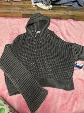 Women's Knitted Cropped Cardigan Size m