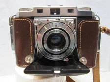 Zeiss Ikonta Prontor SV Camera & Case -  Novar Anastigmat  1:3.5 F= 75MM (A30J)