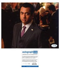 Kal Penn "Designated Survivor" AUTOGRAPH Signed 'Seth Wright' 8x10 Photo ACOA
