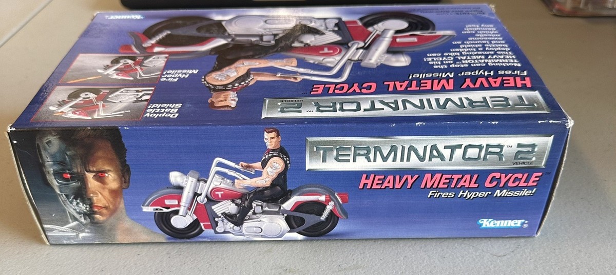 Kenner T2 Terminator 2 Heavy Metal Cycle, Fires Hyper Missle NIB