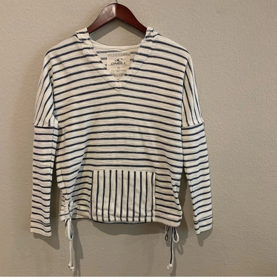 O'Neill 女式条纹毛圈布套衫连帽衫 XS 白色海军蓝超大款 — 第 3/4 张图片