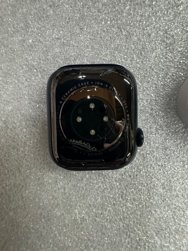 Apple Watch Series 7 41mm Midnight Aluminum Case (Band Color: Midnight) - Photo 4 sur 6